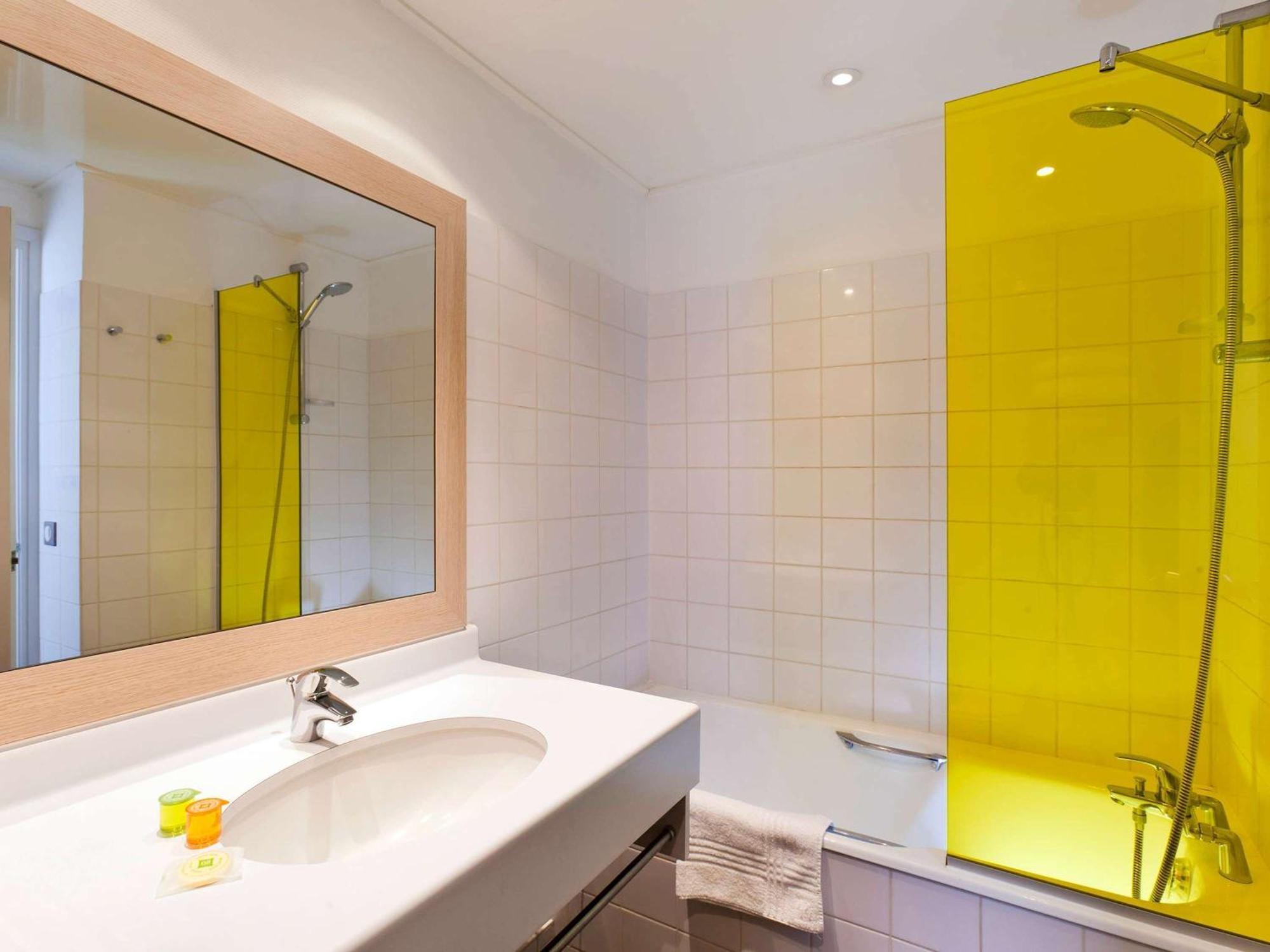 Ibis Styles Honfleur Centre Historique Hotel Bagian luar foto