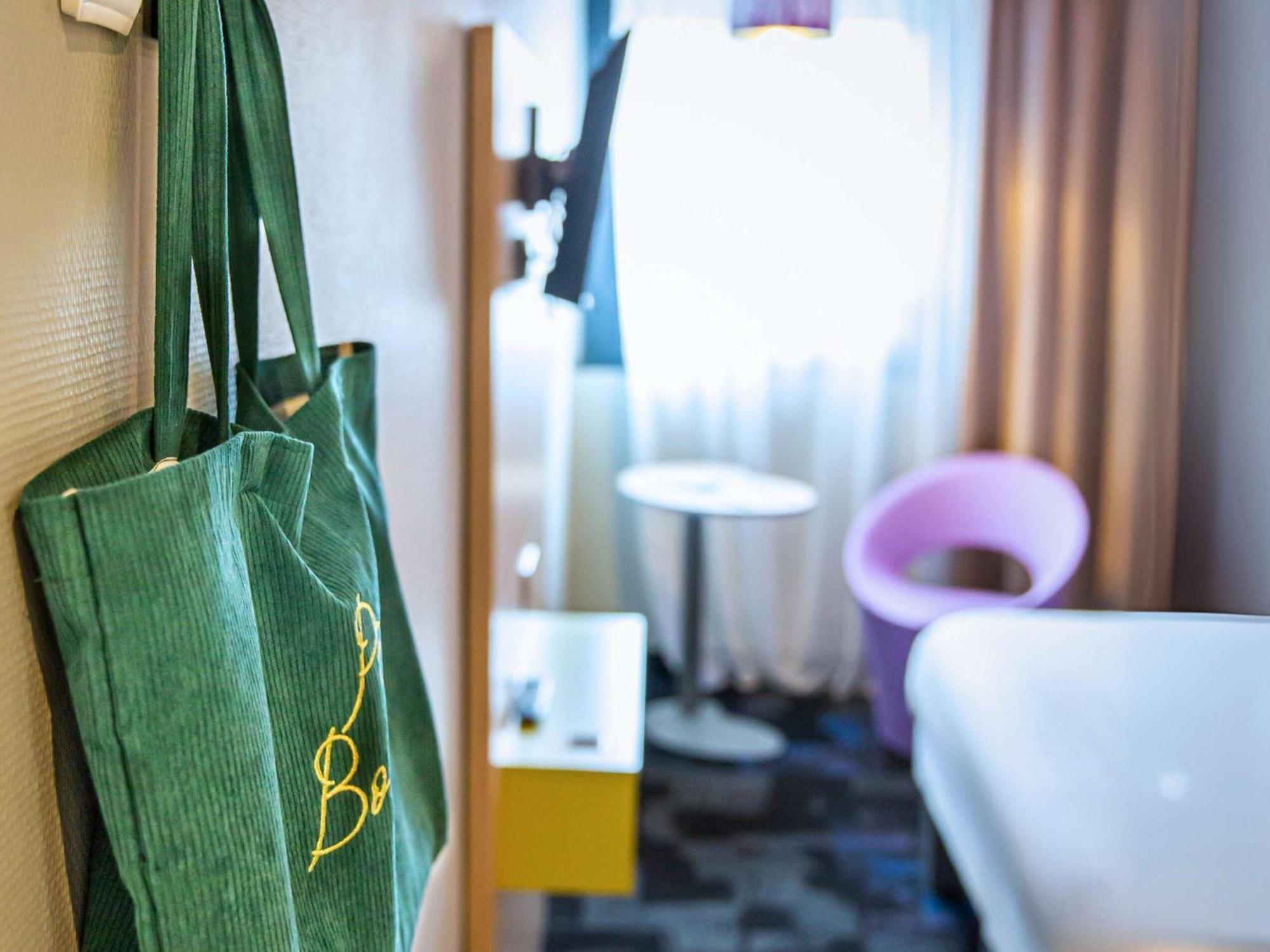 Ibis Styles Honfleur Centre Historique Hotel Bagian luar foto